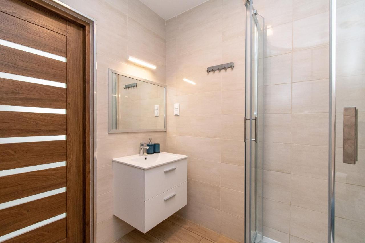 Apartament Kapitanski Устка Екстериор снимка